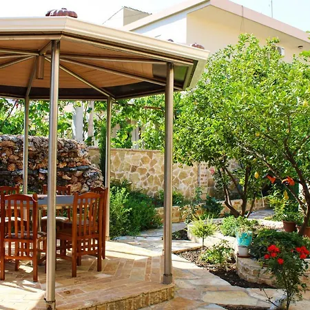 My Guest house 3*