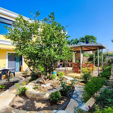 My Guest house 3*